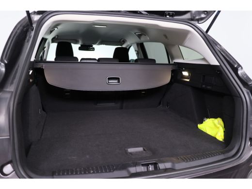 Ford Focus 1.0 EcoBoost Hybrid Titanium Style | Navigatie | Cruise control | Winterpakket | Camera | Climate... ActivLease financial lease