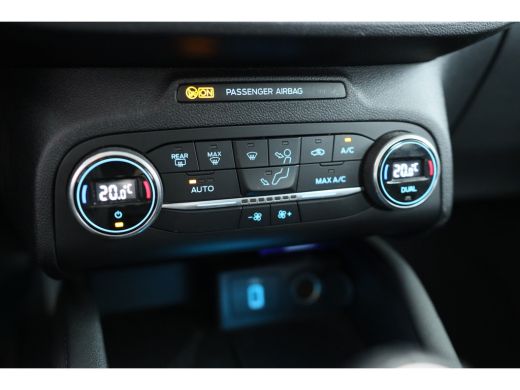 Ford FOCUS Wagon 1.0 EcoBoost Titanium Business | 1e Eigenaar! | Dealer Onderhouden! | Navi | Clima | Keyless | Cr... ActivLease financial lease
