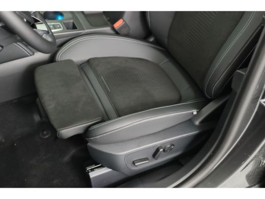 Ford Kuga 2.5 PHEV Active X | Direct Leverbaar! | Winter Pack | Trekhaak | Open Dak | Technology Pack | 19'... ActivLease financial lease