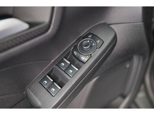 Ford Kuga 2.5 PHEV ST-Line | Black-Edition | In bestelling! | Wegklapbare Trekhaak | Panoramadak | Winterpa... ActivLease financial lease
