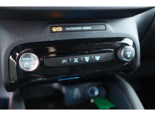 Ford Kuga 2.5 PHEV ST-Line Black-Edition | Wegkl Trekhaak | Panodak | Winterpack | 20" Velgen | Keyless | C... ActivLease financial lease