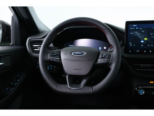 Ford Kuga 2.5 PHEV ST-Line | Black Pack 20 inch | Winter Pack | Wegklapbare Trekhaak | Panoramadak | 2.100k... ActivLease financial lease