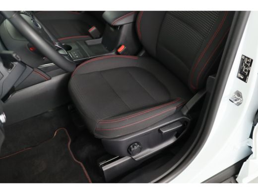 Ford Kuga 2.5 PHEV ST-Line | Navigatie | Camera | Keyless | Climate Control | Parkeersensoren V+A | Lichtme... ActivLease financial lease