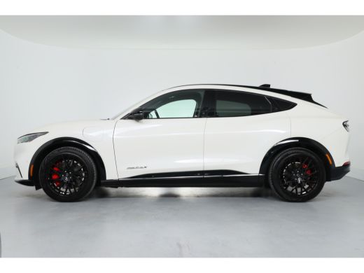 Ford Mustang Mach-E Extended AWD 98 kWh | 20 inch | Technology Pack Plus | Panoramadak | B&O | 360 Camera | El... ActivLease financial lease