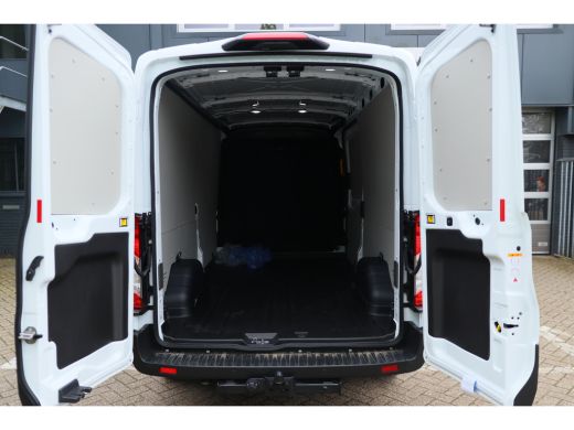Ford Transit 350 2.0 TDCI L3H2 Trend Automaat | € 8.880,- Voorraad Voordeel | Navigatie | Trekhaak | Cruise | ... ActivLease financial lease