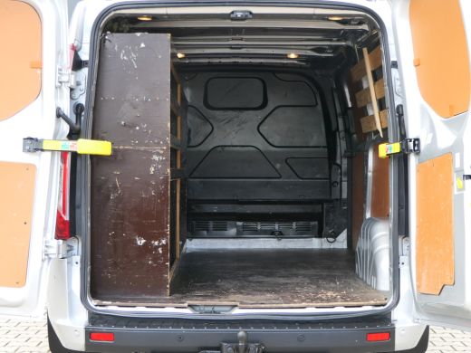 Ford Transit Custom 300 2.0 TDCI L2H1 Trend | Betimmering | Imperiaal | Sidebars | Navigatie | Cruise Control | DAB |... ActivLease financial lease