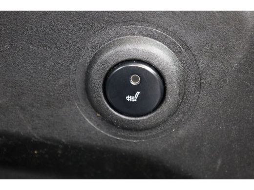 Iveco Daily 35S18HV 3.0 180pk HiMatic Automaat L2H2 D.C. LED/Airco/Camera 01-2021 ActivLease financial lease