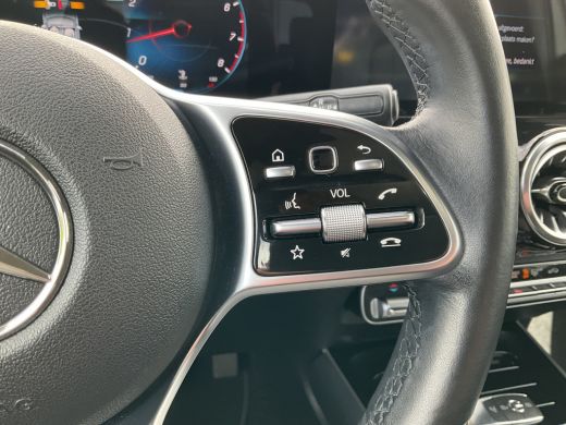 Mercedes B-Klasse 180 Business Solution Luxury Automaat Pano Leder Adap.Cruise Vol Opties! ActivLease financial lease