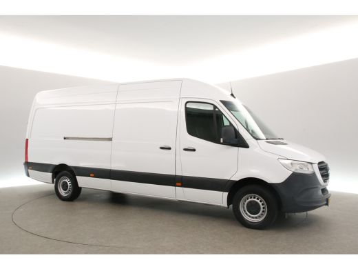 Mercedes Sprinter 317 1.9 CDI L3H2 170PK 3500kg Trekgew. Automaat Airco Camera Cruise PDC 3 Persoons Trekhaak ActivLease financial lease