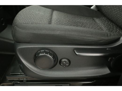Mercedes Vito 114 CDI Automaat Airco Camera Cruise Carplay Trekhaak 18''LMV Navigatie Stoelverwarming ActivLease financial lease