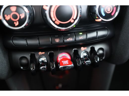 Mini One 1.5 Business Automaat | Navigatie | Cruise Control | Apple Carplay / Android Auto | Lichtmetalen ... ActivLease financial lease