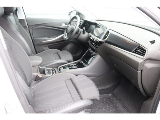 Opel Grandland 1.2 TURBO 130PK LEVEL 4 GS AUTOMAAT / NAVI / LEDER / CLIMA / LED / PDC / AGR / 19" LMV / WINTERPA... ActivLease financial lease