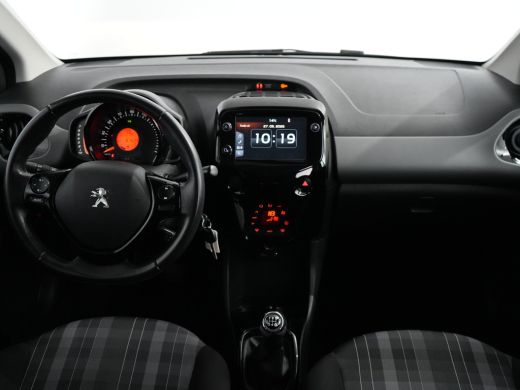 Peugeot 108 1.0 e-VTi Allure | Achteruitrijcamera | Apple Carplay/Android Auto|telefoonintegratie premium | L... ActivLease financial lease
