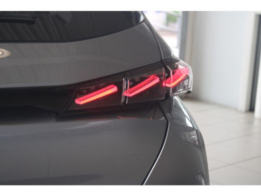 Peugeot 308 1.2 Turbo 130-PK EAT8 AUTOMAAT GT | ALCANTARA | CAMERA | CARPLAY | STOELVERWARMING + STUURVERWARM... ActivLease financial lease