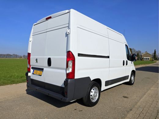 Peugeot Boxer 330 2.0 BlueHDI L2 H2 Pro - 110 Pk - Euro 6 - Koel / Vries - Airco - Cruise Control ActivLease financial lease