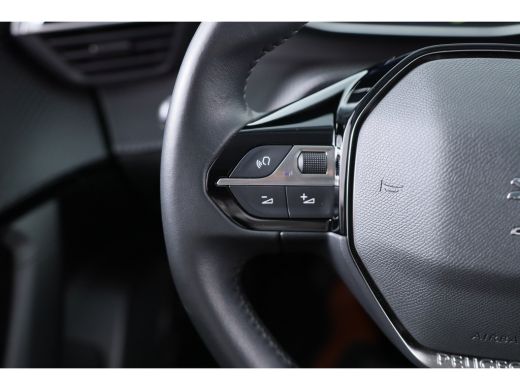 Peugeot e-2008 EV Allure Pack 50 kWh | Camera | Navigatie | Parkeersensoren | Climate Control | Cruise Control |... ActivLease financial lease