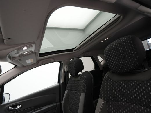Renault Captur 1.3 TCe 150pk EDC Intens Navigatie Trekhaak Panorama Led Camera 299 ActivLease financial lease