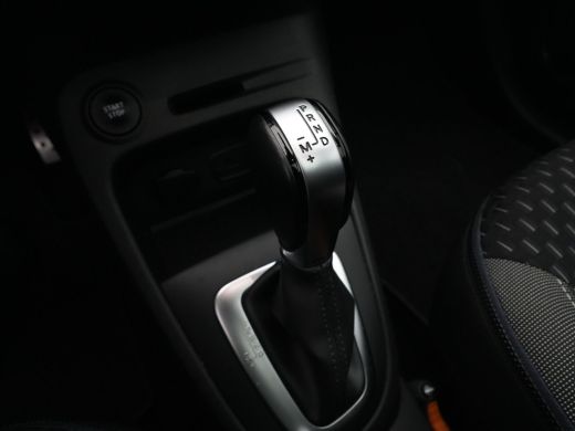 Renault Captur 1.3 TCe 150pk EDC Intens Navigatie Trekhaak Panorama Led Camera 299 ActivLease financial lease