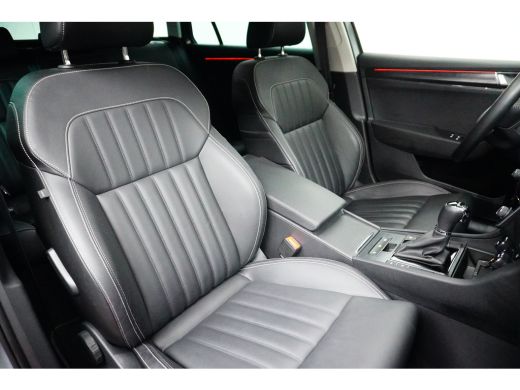 Skoda Superb Combi 1.4 TSI 218 pk iV Business Edition 6-DSG | Trekhaak wegklapbaar | Leder | Achteruitrijcamer... ActivLease financial lease