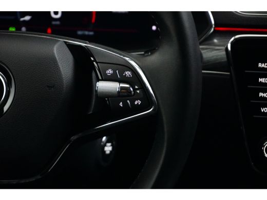 Skoda Superb Combi 1.4 TSI 218 pk iV Business Edition 6-DSG | Trekhaak wegklapbaar | Leder | Achteruitrijcamer... ActivLease financial lease