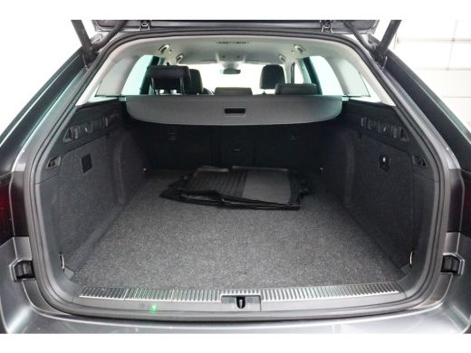 Skoda Superb Combi 1.4 TSI 218 pk iV Business Edition 6-DSG | Trekhaak wegklapbaar | Leder | Achteruitrijcamer... ActivLease financial lease