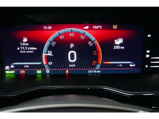Skoda Superb Combi 1.4 TSI 218 pk iV Business Edition 6-DSG | Trekhaak wegklapbaar | Leder | Achteruitrijcamer... ActivLease financial lease