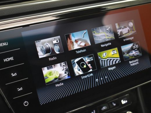 Skoda Superb Combi 1.4 TSI iV L&K Executive 218pk | Leder bekleding | Trekhaak | Canton audio | Panorama dak |... ActivLease financial lease