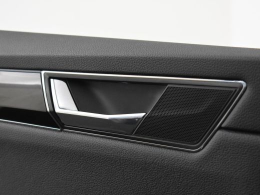 Skoda Superb Combi 1.4 TSI iV L&K Executive 218pk | Leder bekleding | Trekhaak | Canton audio | Panorama dak |... ActivLease financial lease
