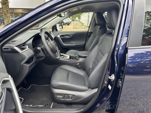 Toyota RAV4 2.5 Hybrid AWD Executive | 06-10141018 Voor meer informatie ActivLease financial lease