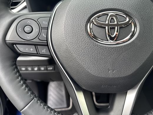 Toyota RAV4 2.5 Hybrid AWD Executive | 06-10141018 Voor meer informatie ActivLease financial lease