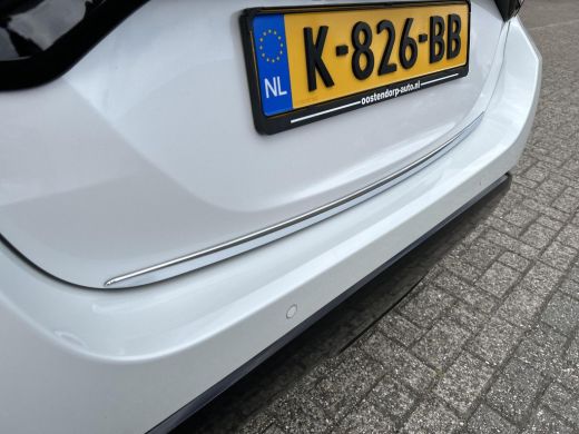 Toyota Yaris 1.5 Hybrid Executive ActivLease financial lease