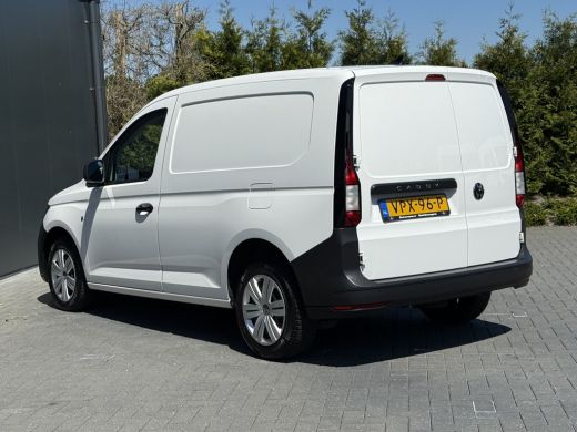 Volkswagen Caddy Cargo 2.0 TDI 123 PK AUTOMAAT COMFORT / L1H1 / 1e EIG. / AIRCO / CRUISE / NAVI / PDC / 220 V ActivLease financial lease