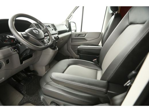 Volkswagen Crafter 35 2.0 TDI L3H3 141PK Airco Cruise 3000KG Trekgew. Trekhaak Elektrpakket ActivLease financial lease