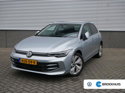 Volkswagen Golf 8.5 1.5 eHybrid Life Edition Adaptive Cruise Control - Parkeercamera - Ambiance Verlichting Volkswagen Golf 8.5 1.5 eHybrid Life Edition Adaptive Cruise Control - Parkeercamera - Ambiance Verlichting