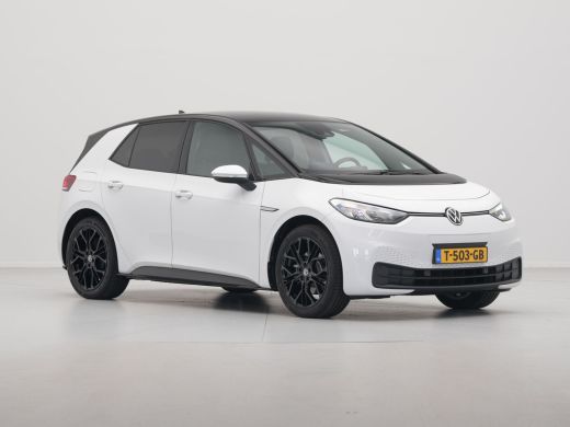 Volkswagen ID.3 Pure 150pk 45 kWh Navigatie Stuurverwarming Clima Led 124 ActivLease financial lease