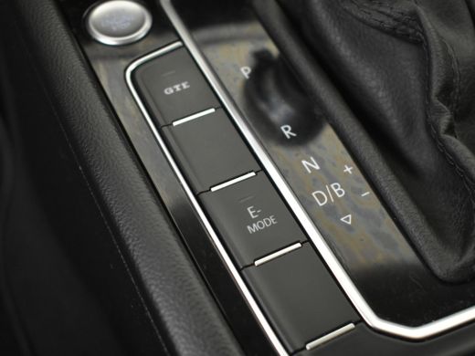 Volkswagen Passat Variant 1.4 TSI PHEV GTE Business 218pk | Panorama dak | Privacy glass | Navigatie | App connect ... ActivLease financial lease