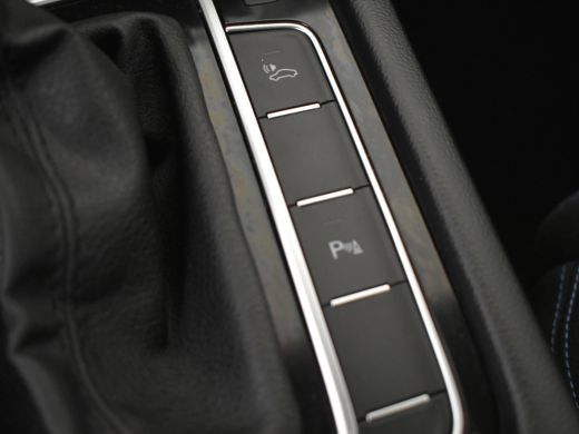 Volkswagen Passat Variant 1.4 TSI PHEV GTE Business 218pk | Panorama dak | Privacy glass | Navigatie | App connect ... ActivLease financial lease