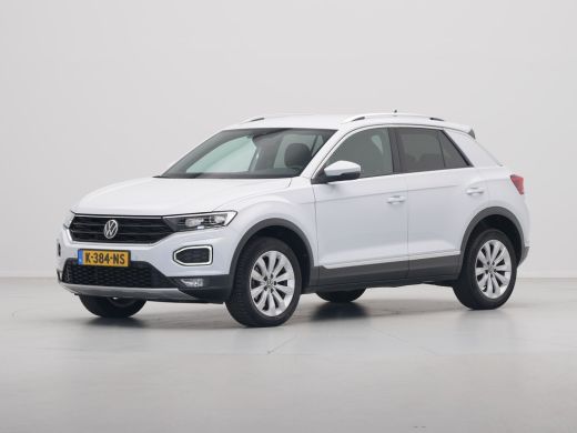 Volkswagen T-Roc 1.5 TSI 150pk DSG Sport Navigatie Camera Acc Executive Getint glas 205 ActivLease financial lease