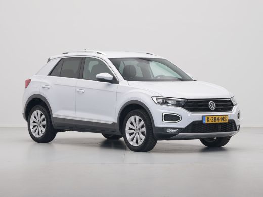 Volkswagen T-Roc 1.5 TSI 150pk DSG Sport Navigatie Camera Acc Executive Getint glas 205 ActivLease financial lease
