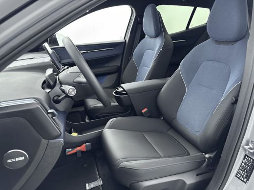 Volvo  EX30 Twin Motor Performance Ultra 69 kWh | 20"LM Velgen | Climate Pack | Getint glas | Panoramadak | H... ActivLease financial lease