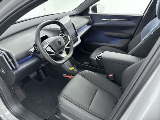 Volvo  EX30 Twin Motor Performance Ultra 69 kWh | 20"LM Velgen | Climate Pack | Getint glas | Panoramadak | H... ActivLease financial lease