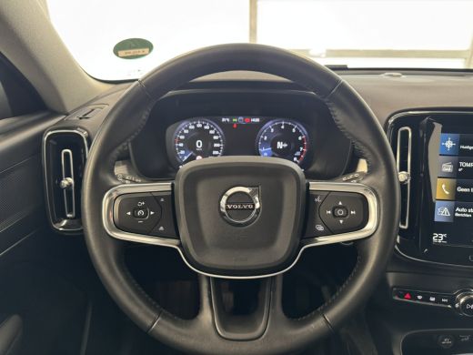 Volvo  XC40 T2 Momentum | Achteruitrijcamera | Apple Carplay/Android Auto|telefoonintegratie premium | Cruise... ActivLease financial lease