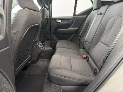 Volvo  XC40 T2 Momentum | Achteruitrijcamera | Apple Carplay/Android Auto|telefoonintegratie premium | Cruise... ActivLease financial lease