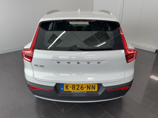 Volvo  XC40 T2 Momentum | Achteruitrijcamera | Apple Carplay/Android Auto|telefoonintegratie premium | Cruise... ActivLease financial lease