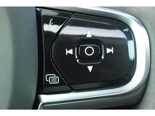 Volvo  XC60 2.0 T8 Plug-in Hybrid AWD Plus Black Edition | Pano | 21"LMV | Pilot Assist | 360 CAM | Keyless |... ActivLease financial lease