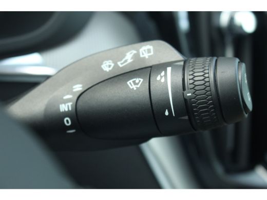 Volvo  XC60 2.0 T8 Plug-in Hybrid AWD Plus Black Edition | Pano | 21"LMV | Pilot Assist | 360 CAM | Keyless |... ActivLease financial lease