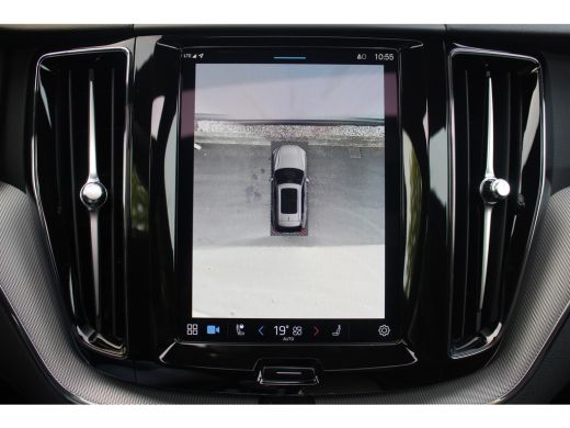 Volvo  XC60 2.0 T8 Plug-in Hybrid AWD Plus Black Edition | Pano | 21"LMV | Pilot Assist | 360 CAM | Keyless |... ActivLease financial lease