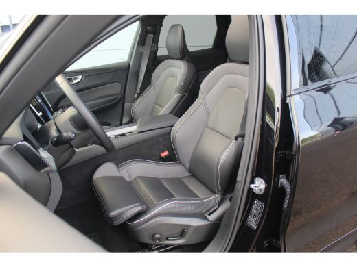 Volvo  XC60 2.0 T8 Plug-in Hybrid AWD Plus Black Edition | Pano | 21"LMV | Pilot Assist | 360 CAM | Keyless |... ActivLease financial lease