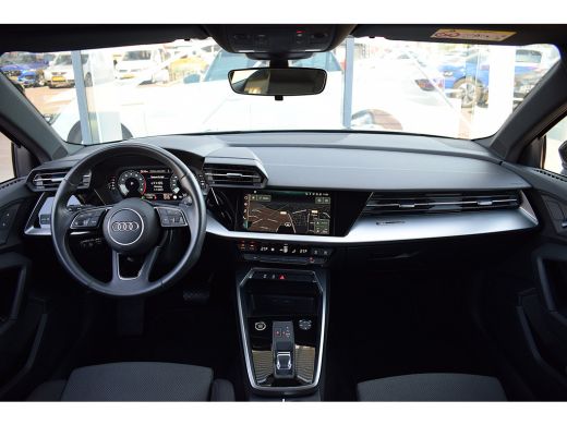 Audi A3 Limousine 30 TFSI Advanced edition | Automaat | Apple CarPlay | Virtual | ACC ActivLease financial lease