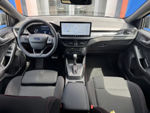 Ford Focus 1.0 EcoBoost Hybrid ST Line X | Winterpakket | Navi | Keyless entry+start | 18'' | Full-LED | App... ActivLease financial lease